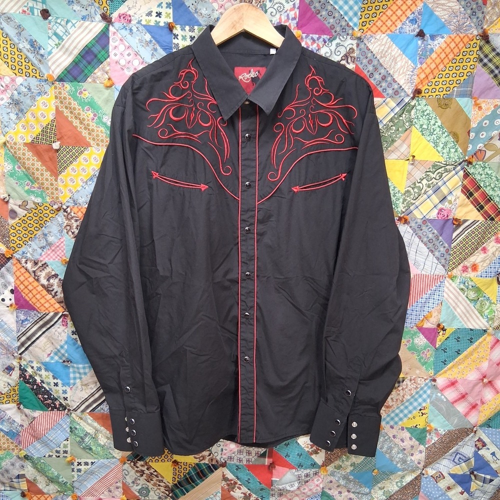 Rodeo Western Snap Shirt Smile Pockets Size 2XL Black and‎ Red Embroidered